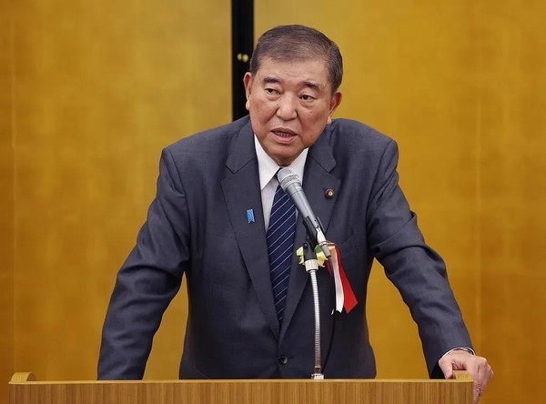 石破茂重砲敲打高市早苗:外交不是舞台秀,日本涉台言论风暴全面升级 石破茂重砲敲打高市早苗:外交不是舞台秀,日本涉台言论风暴全面升级