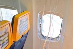 波音737万米高空突发舷窗爆裂！男子头部瞬间被吸出机外，妻子与乘客上演5分钟生死营救