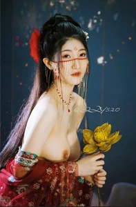 摄影师稀雅人体艺术写真作品集：光影与身体的诗意对话，美到令人屏息