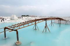 网红滤镜下的毒性“雪乡”：印度300英亩废料场爆红背后的流量狂欢与生态宿醉