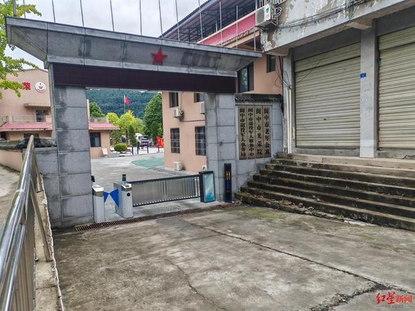 85岁失能老人住养老院享特级护理却因热射病离世?家属质疑防暑不足,养老院称空调常开无责,民政介入调解未果 85岁失能老人住养老院享特级护理却因热射病离世?家属质疑防暑不足,养老院称空调常开无责,民政介入调解未果